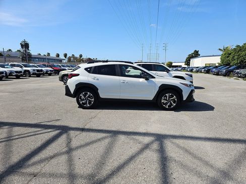 Certified 2025 Subaru Crosstrek 2.0i Premium image 8