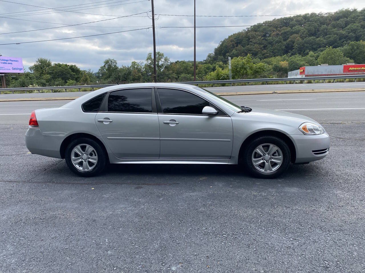 Used 2015 Chevrolet Impala Limited LS FWD image 5