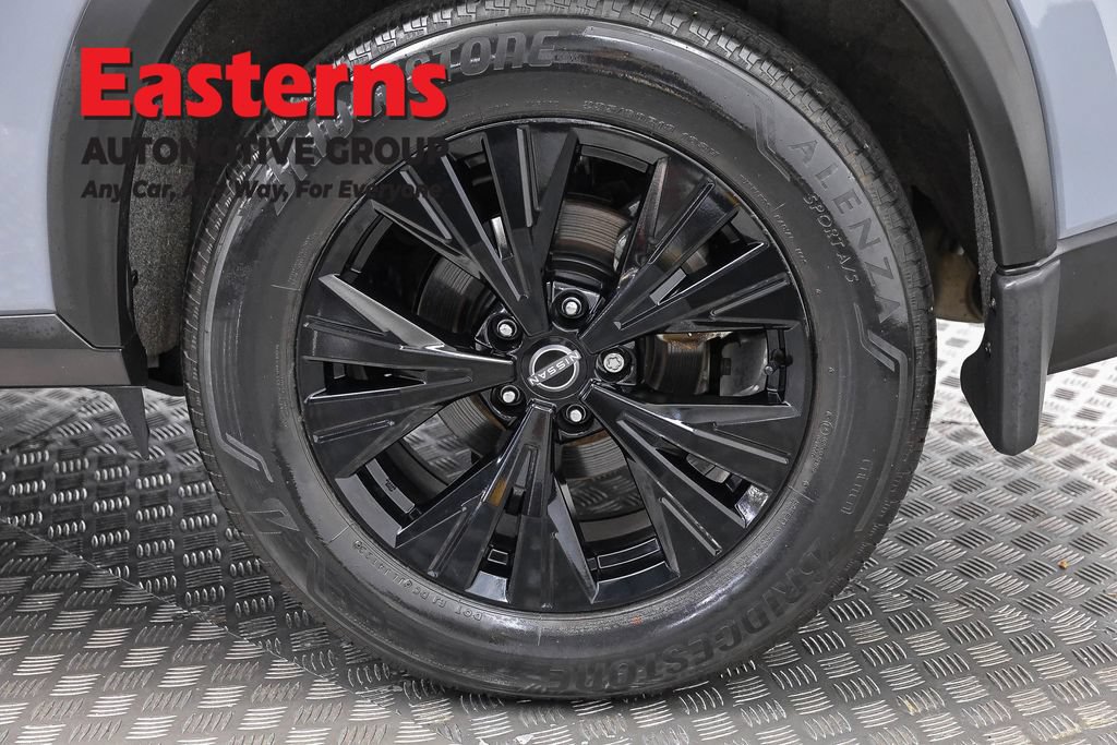 Used 2023 Nissan Rogue SV w/ SV Premium B Package AWD/4WD image 32