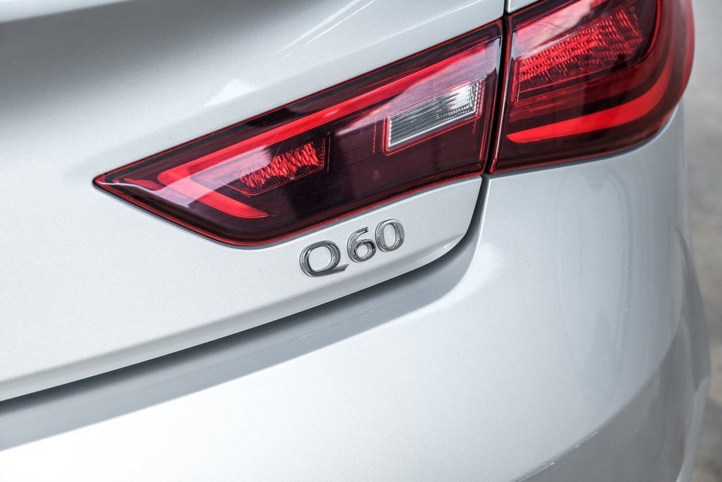 Used 2020 INFINITI Q60 3.0t Luxe AWD/4WD image 48