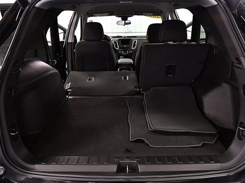 Used 2023 Chevrolet Equinox LT image 30