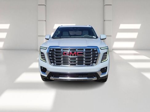New 2026 GMC Yukon Denali w/ Denali Reserve Package RWD image 2