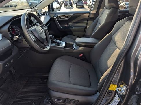 Used 2022 Toyota RAV4 XLE image 14