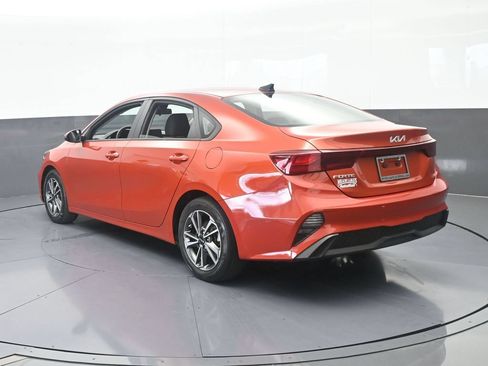 Used 2023 Kia Forte LXS w/ LXS Technology Package FWD image 4