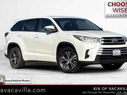 Used 2018 Toyota Highlander LE