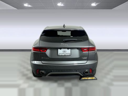 Used 2020 Jaguar E-PACE SE image 10