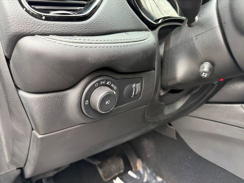 Used 2022 Dodge Durango GT image 21