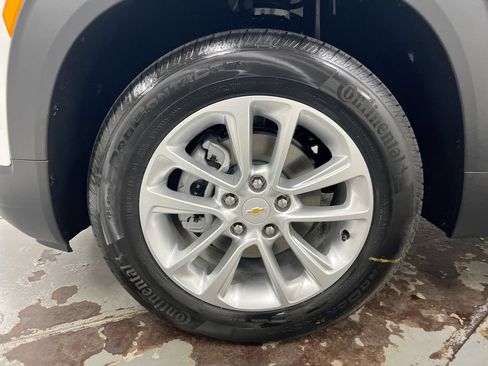 New 2026 Chevrolet TrailBlazer LS FWD image 26
