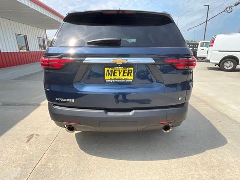 Used 2023 Chevrolet Traverse LT FWD image 7