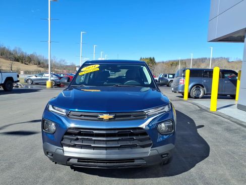 Used 2021 Chevrolet TrailBlazer LS image 3