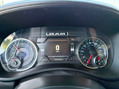 Used 2024 RAM 2500 Laramie AWD/4WD image 26