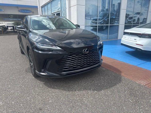 Used 2024 Lexus RX 350 FWD w/ Technology Package image 4