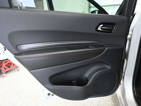 Used 2023 Dodge Durango R/T w/ Blacktop Package image 37