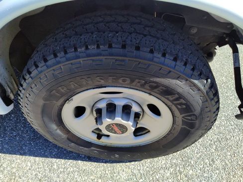 Used 2016 GMC Savana 2500 image 24