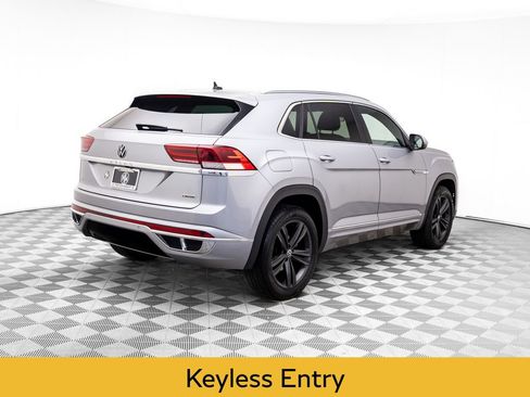 Used 2022 Volkswagen Atlas Cross Sport SEL R-Line image 5