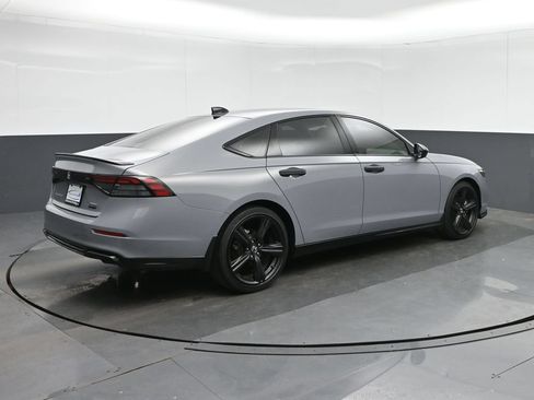 Used 2023 Honda Accord Sport image 7