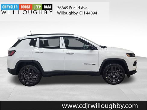 New 2026 Jeep Compass Latitude image 4