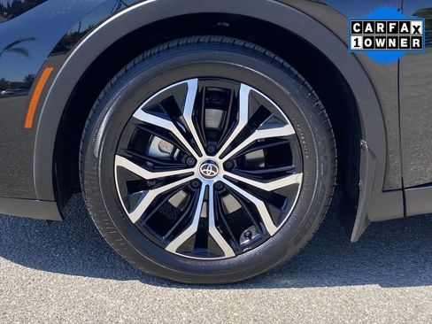 Certified 2025 Toyota Crown XLE image 14