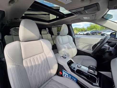 Used 2025 Mitsubishi Outlander SEL FWD image 54