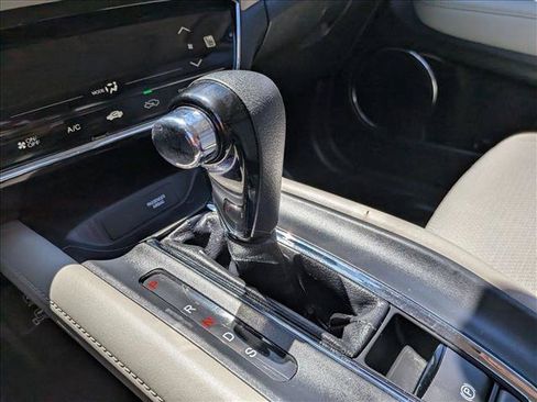 Used 2019 Honda HR-V EX image 15