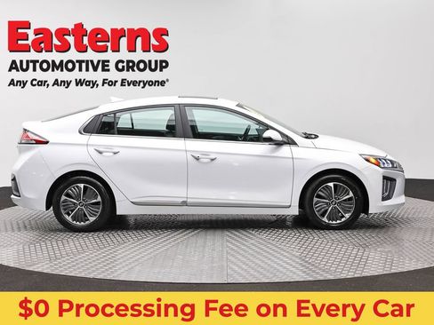 Used 2021 Hyundai Ioniq Limited FWD image 4