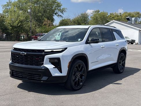 New 2026 Chevrolet Traverse RS w/ LPO, Floor Liner Package image 14