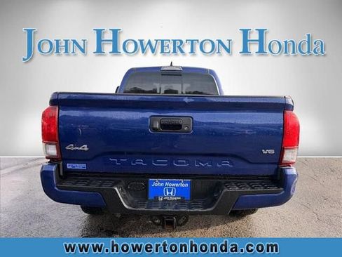 Used 2023 Toyota Tacoma SR5 w/ Technology Package image 4