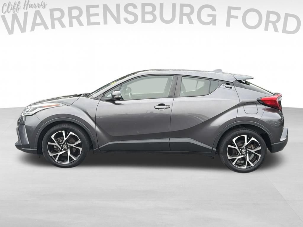 Used 2021 Toyota C-HR XLE FWD image 4