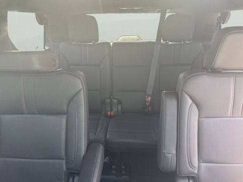 Used 2022 Chevrolet Tahoe RST w/ Luxury Package AWD/4WD image 21