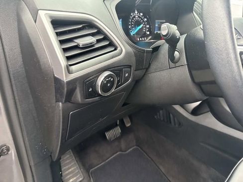 Used 2024 Ford Edge SEL image 27