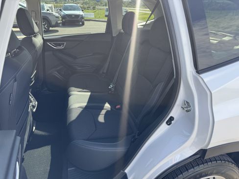 Certified 2022 Subaru Forester Premium AWD/4WD image 13