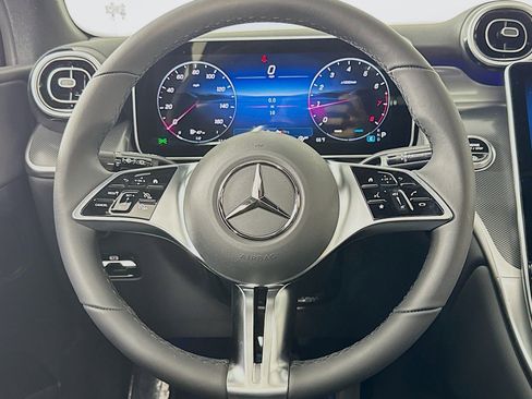New 2026 Mercedes-Benz GLC 300 image 4
