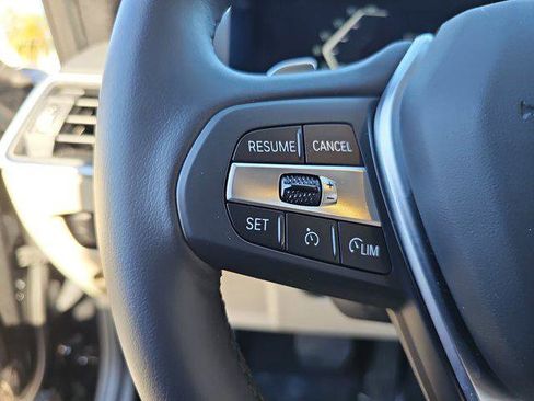 Used 2024 BMW 330i Sedan w/ Convenience Package image 17