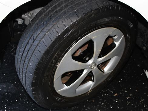 Used 2012 Toyota Prius Four FWD image 35