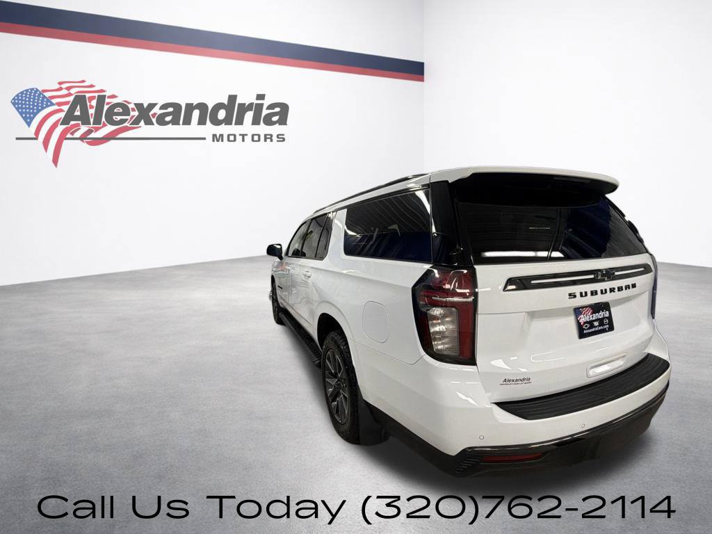 Used 2021 Chevrolet Suburban Z71 w/ Z71 Signature Package AWD/4WD image 10