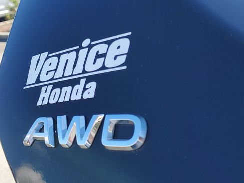 Used 2025 Honda Pilot Elite image 7