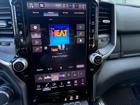 New 2026 RAM 1500 Big Horn AWD/4WD image 12