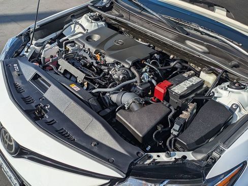 Used 2022 Toyota Camry LE image 23