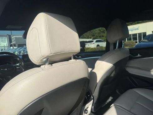 Used 2023 Genesis G70 2.0T AWD/4WD image 26
