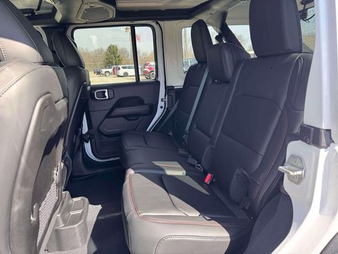 New 2026 Jeep Wrangler Unlimited Rubicon image 10