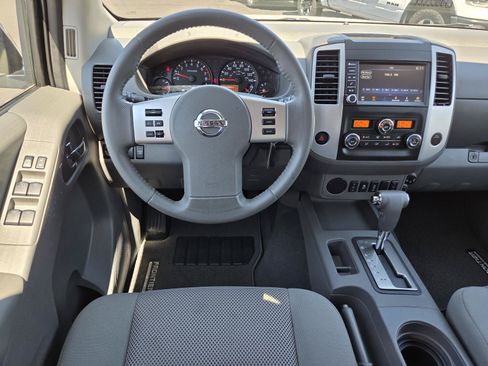 Used 2019 Nissan Frontier SV w/ Value Truck Package RWD image 16