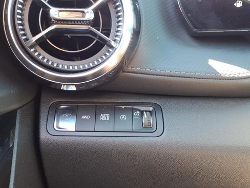Used 2025 Chevrolet Equinox LT w/ Convenience Package II AWD/4WD image 23