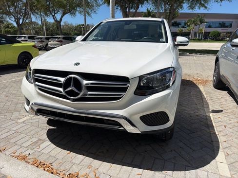 Used 2018 Mercedes-Benz GLC 300 GLC 300 image 2