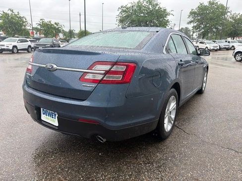 Used 2018 Ford Taurus SE FWD image 5