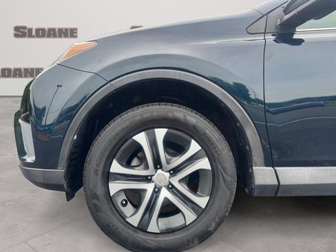 Used 2017 Toyota RAV4 LE AWD/4WD image 14