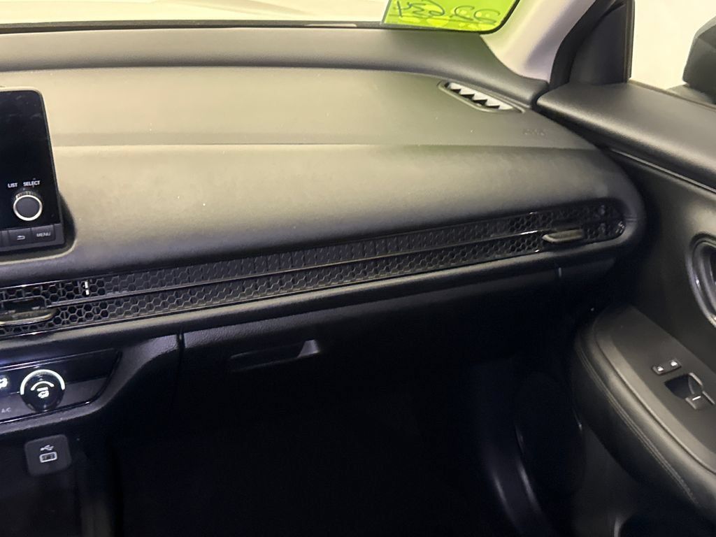 Used 2024 Honda HR-V LX image 15