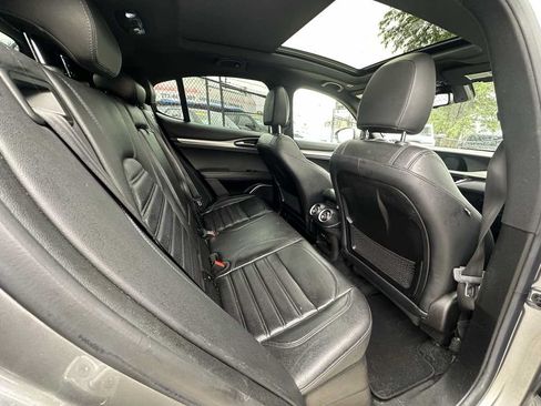 Used 2018 Alfa Romeo Stelvio Ti Sport AWD/4WD image 33