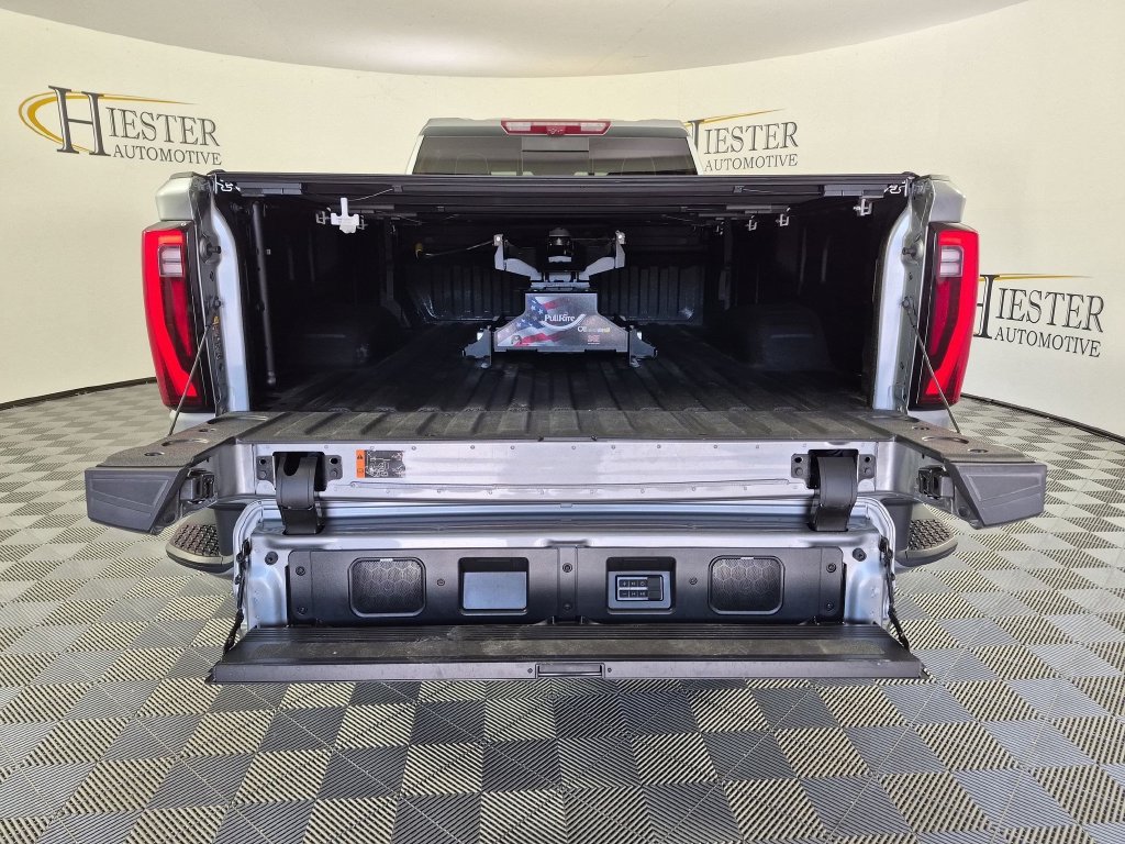 Used 2025 GMC Sierra 3500 Denali Ultimate AWD/4WD image 32