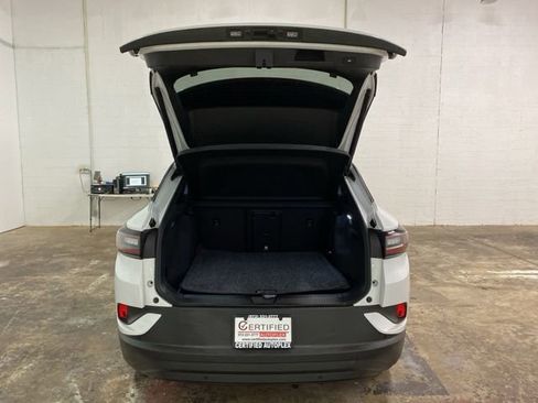 Used 2022 Volkswagen ID.4 Pro S RWD image 9