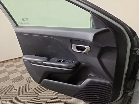 Certified 2026 Kia K4 FWD image 27